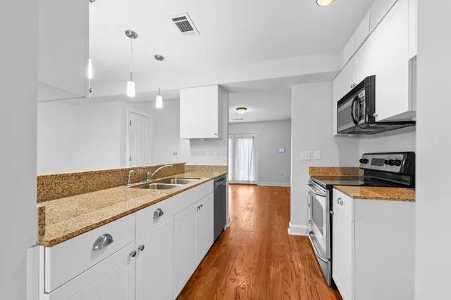 $250,000 | 2240 West Germantown Square, Germantown, TN 38138