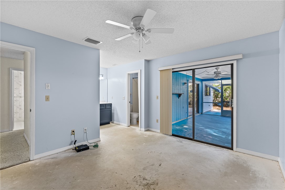 975 4th Lane Vero Beach, FL 32962 - Photo 12 of 26