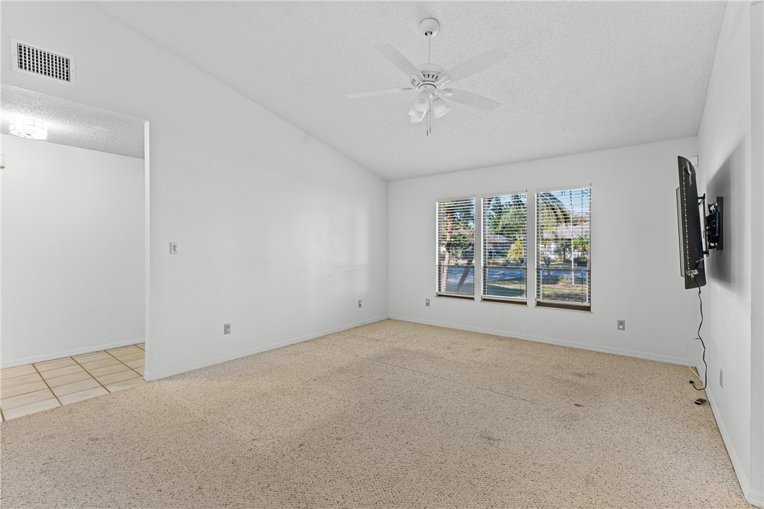 975 4th Lane Vero Beach, FL 32962 - Photo 8 of 26