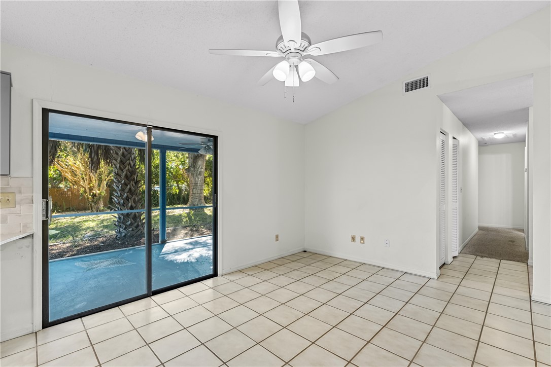 975 4th Lane Vero Beach, FL 32962 - Photo 10 of 26