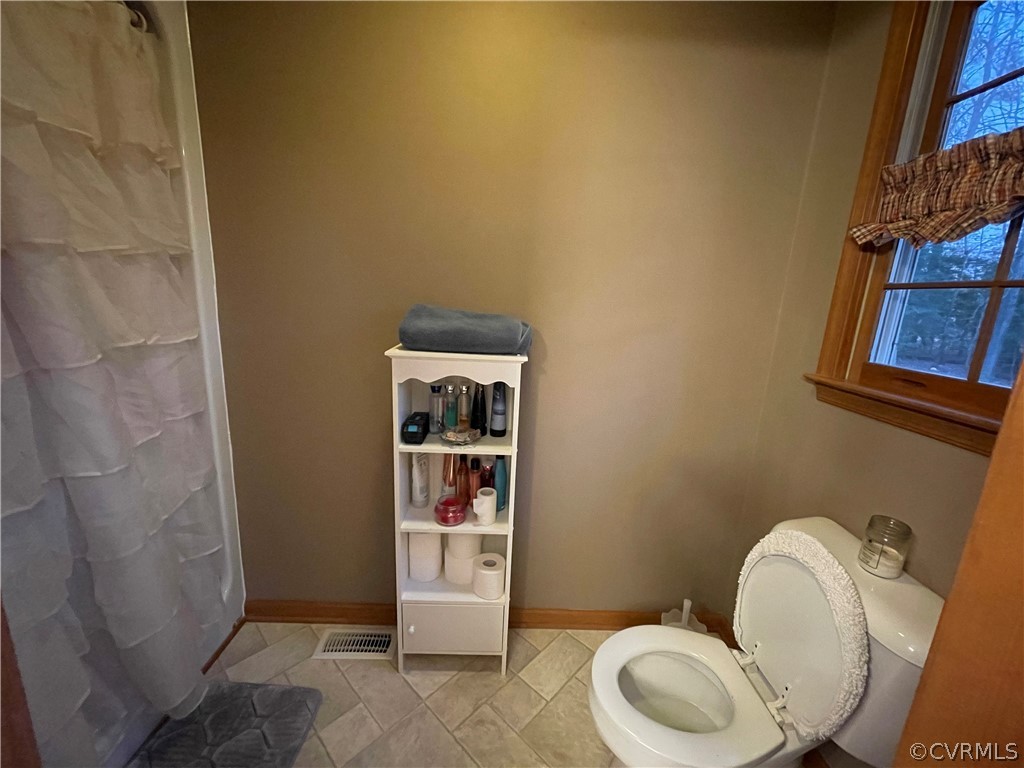 7115 West Quaker Road Disputanta, VA 23842 - Photo 16 of 22 Gallery Image 16