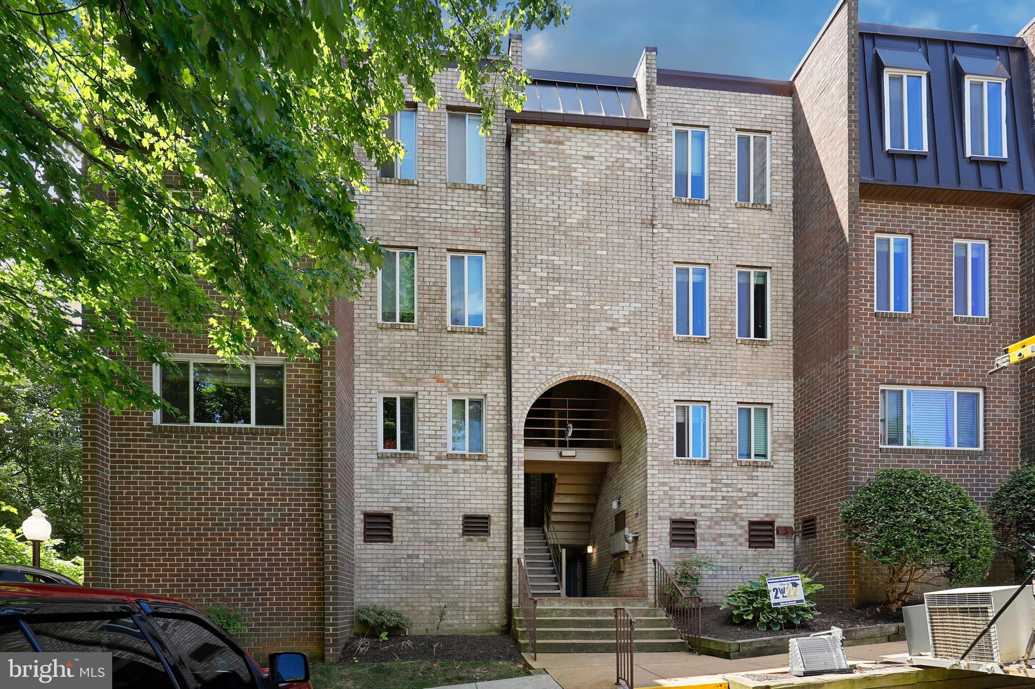 5001 7th Road South, Unit 202 Arlington, VA 22204 - Photo 1 of 41