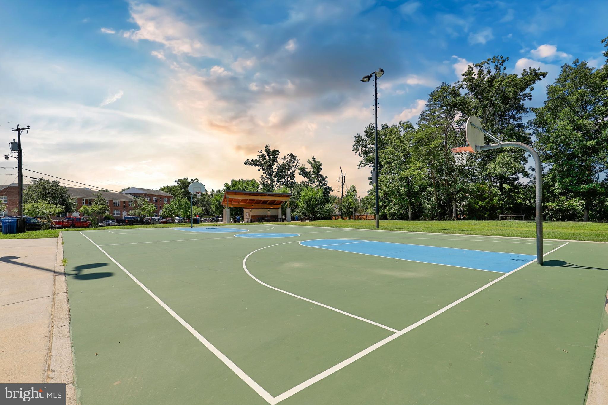 5001 7th Road South, Unit 202 Arlington, VA 22204 - Photo 38 of 41