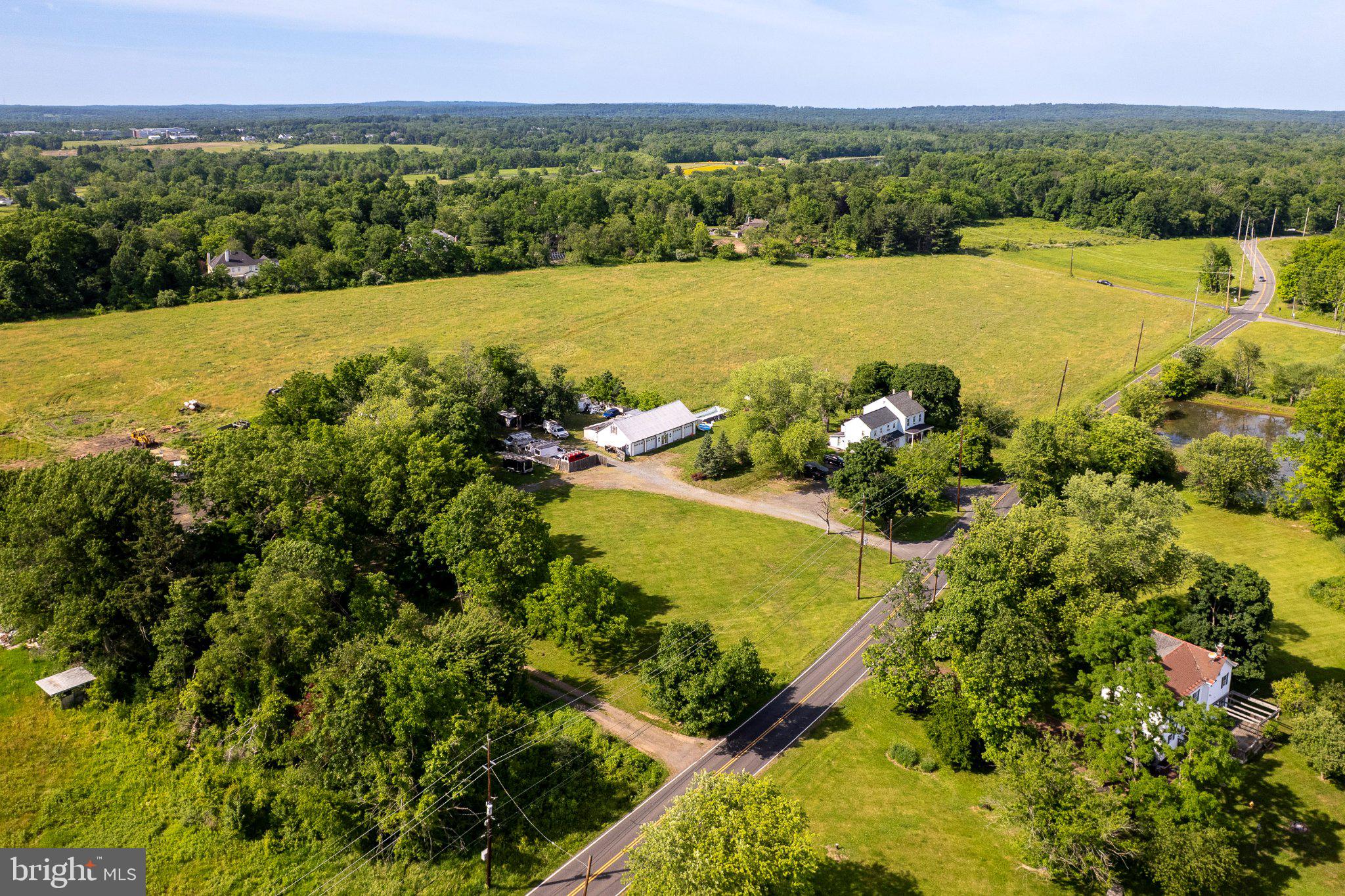 163 Blackwell Road Pennington, NJ 08534 - Photo 6 of 10