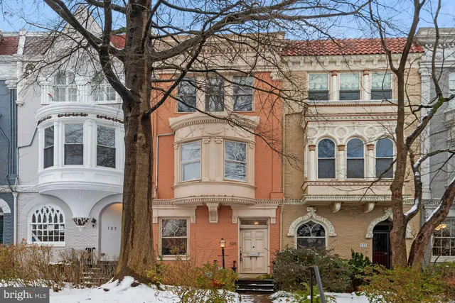 $5,500 | 135 North Carolina Avenue Southeast, Washington, DC 20003