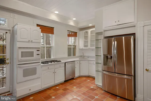 $5,500 | 135 North Carolina Avenue Southeast, Washington, DC 20003