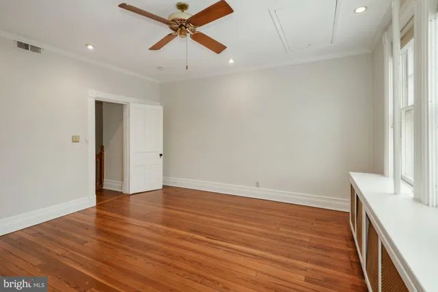 $5,500 | 135 North Carolina Avenue Southeast, Washington, DC 20003