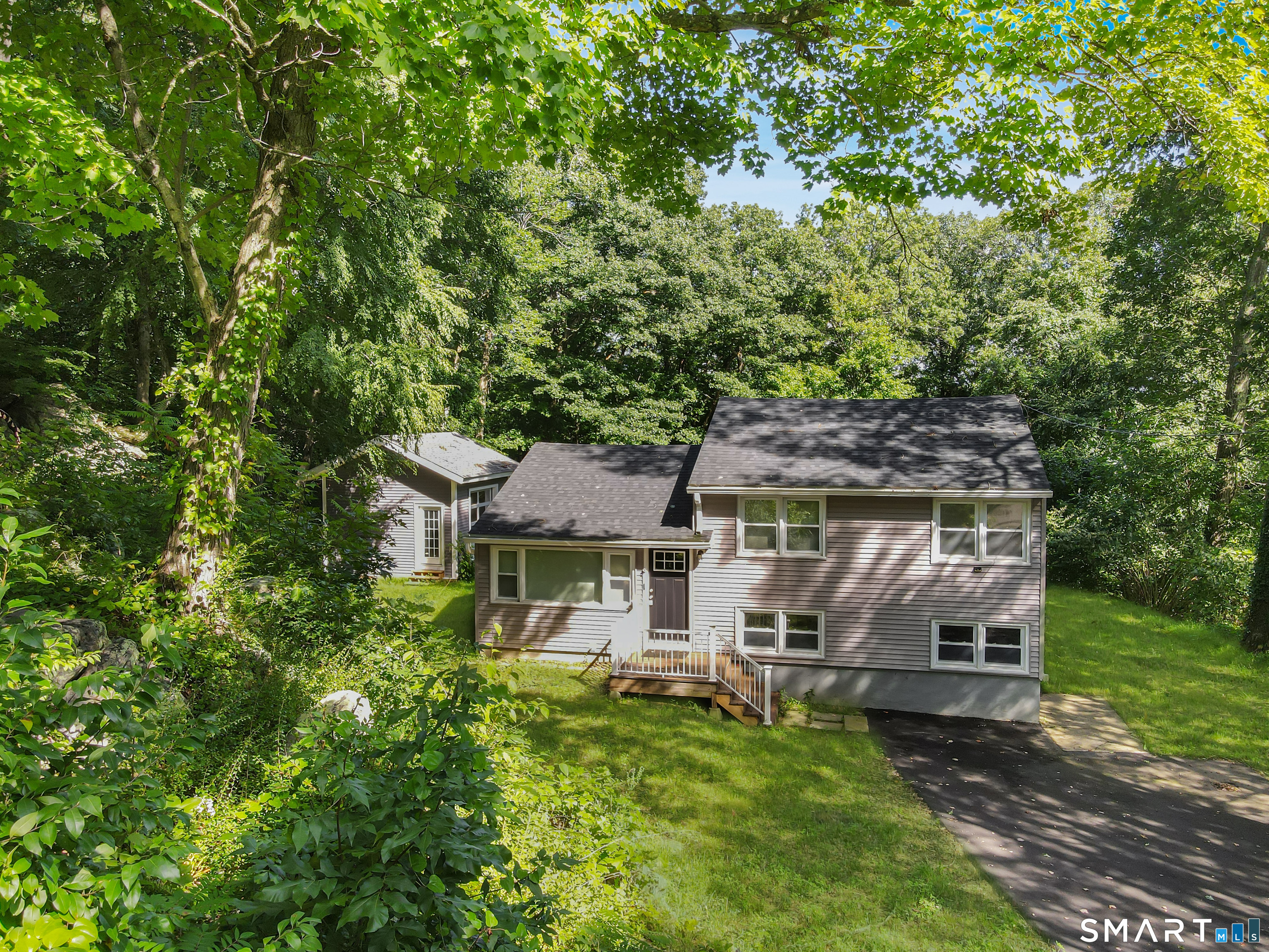 30 Birchwood Road Monroe, CT 06468 - Photo 1 of 25 Gallery Image 1