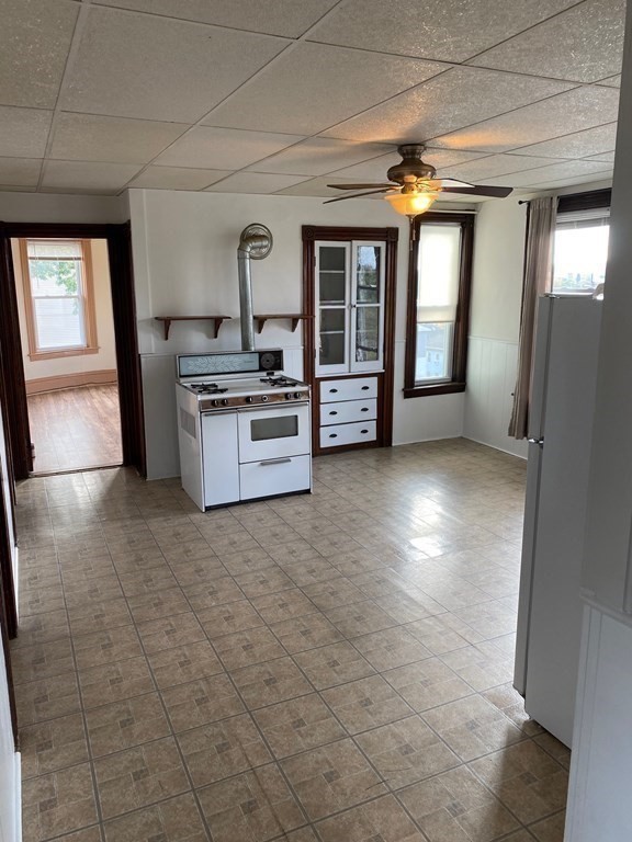 154 Perry Avenue Worcester, MA 01610 - Photo 8 of 22