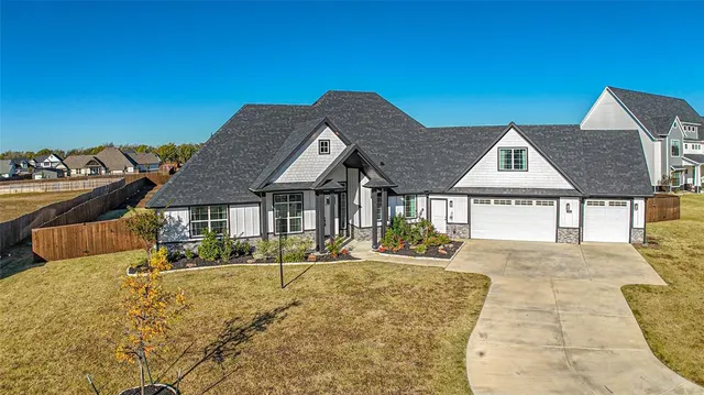 $599,900 | 2051 Constitution Court, Nevada, TX 75173