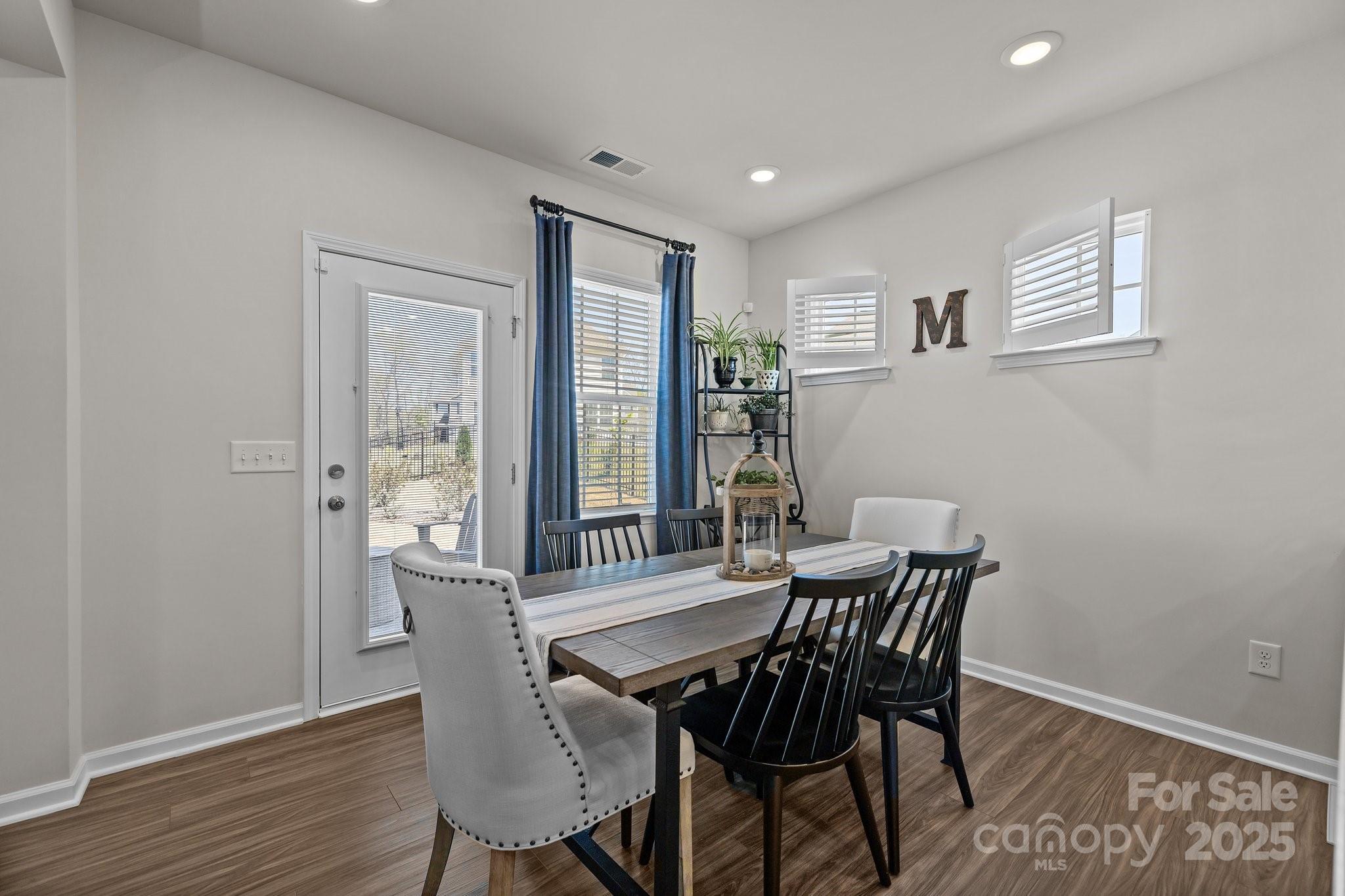 15122 Lake Ridge Road Charlotte, NC 28278 - Photo 12 of 35 Gallery Image 12
