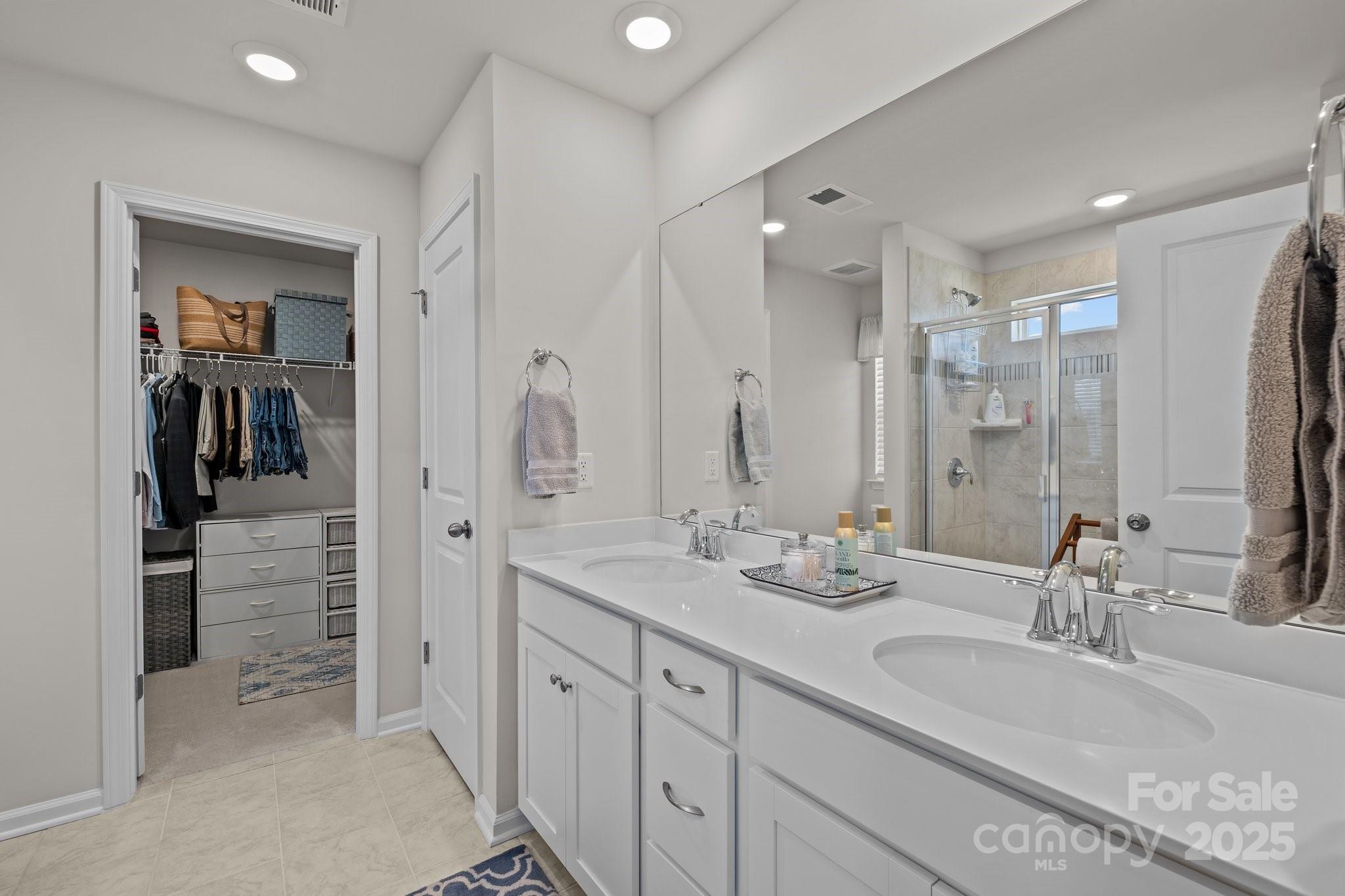 15122 Lake Ridge Road Charlotte, NC 28278 - Photo 18 of 35 Gallery Image 18