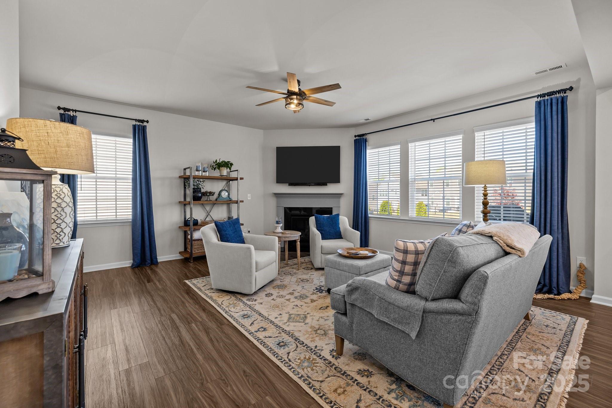 15122 Lake Ridge Road Charlotte, NC 28278 - Photo 6 of 35 Gallery Image 6