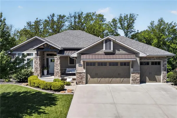 $799,000 | 1406 Kenton Lane, Raymore, MO 64083