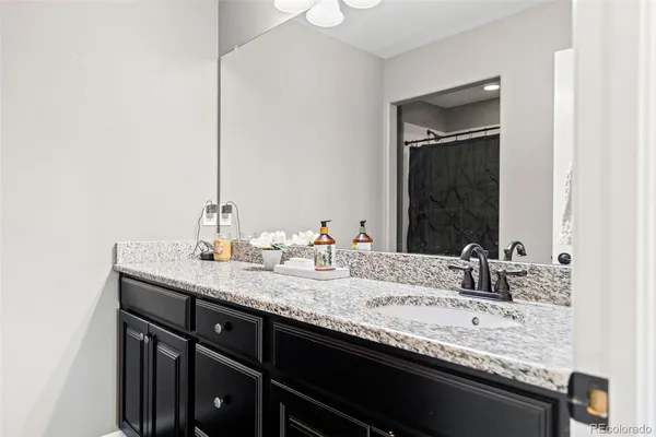 $670,000 | 15511 Village Circle, Commerce City, CO 80603