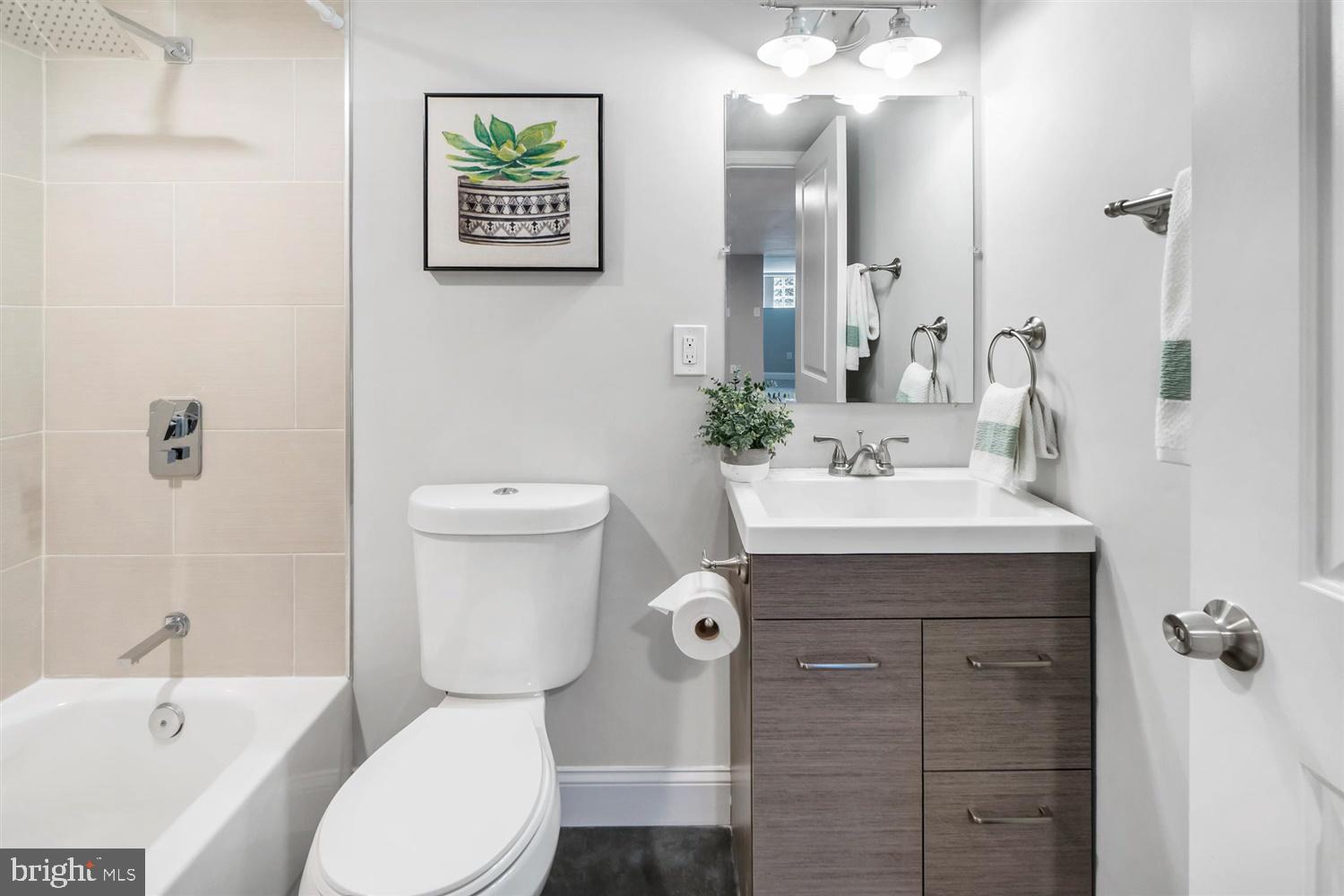 3627 Elkader Road Baltimore, MD 21218 - Photo 41 of 52 Full Bathroom on Lower Level