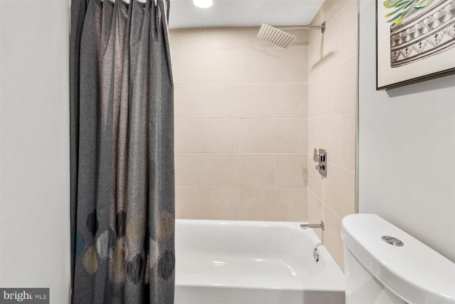 3627 Elkader Road Baltimore, MD 21218 - Photo 42 of 52 Full Bathroom on Lower Level
