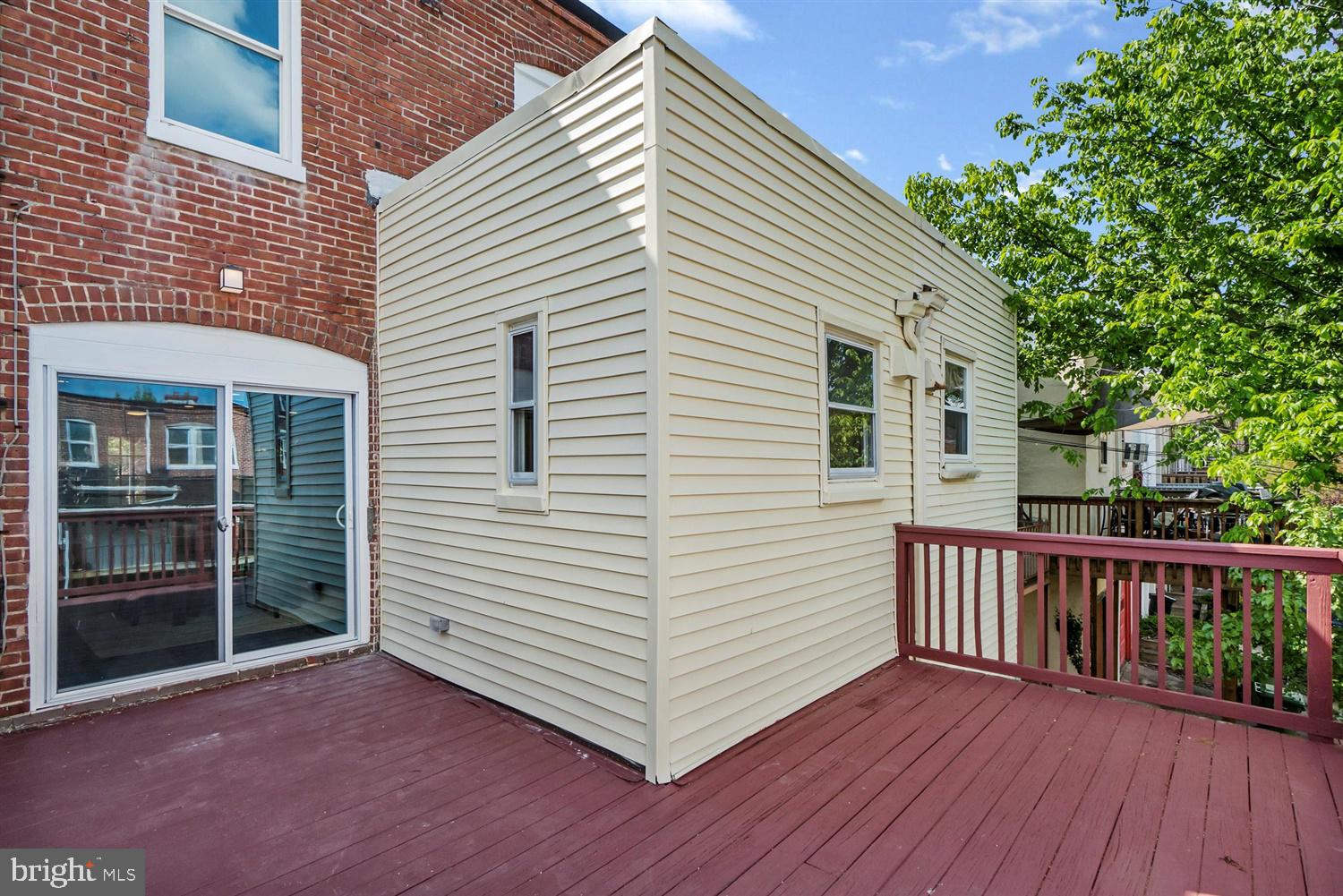 3627 Elkader Road Baltimore, MD 21218 - Photo 45 of 52 Rear Deck
