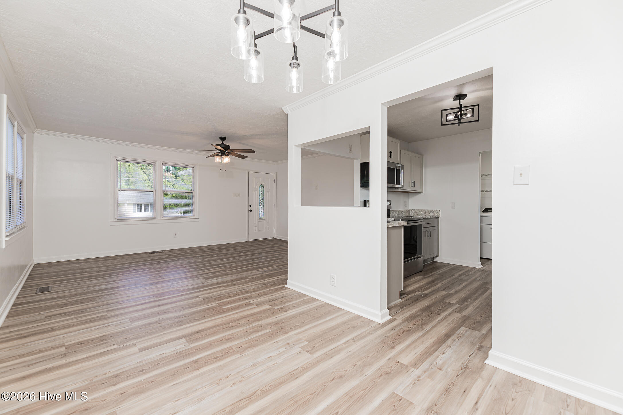 1009 River Street Jacksonville, NC 28540 - Photo 11 of 43 12DINING