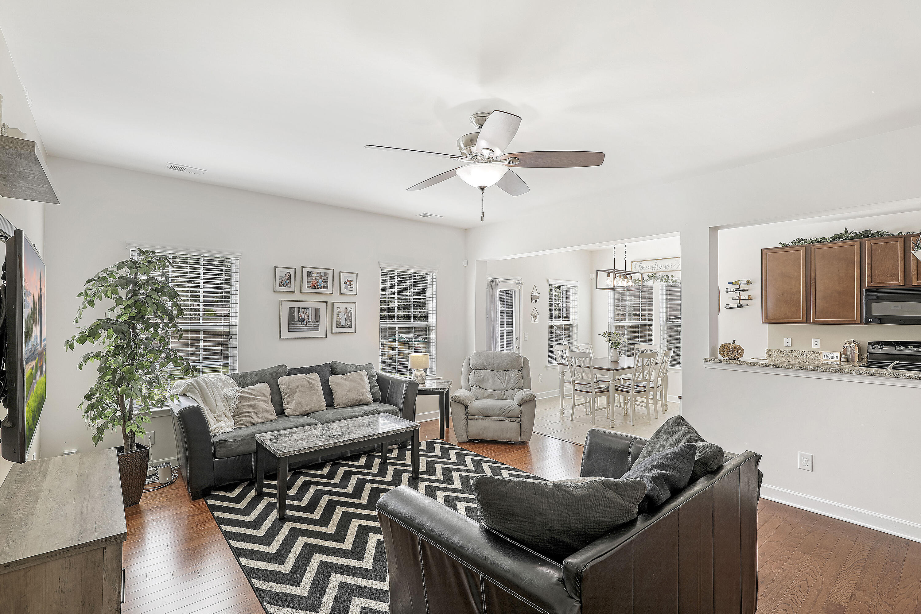 3034 Adventure Way Ladson, SC 29456 - Photo 10 of 34 Main Living Area