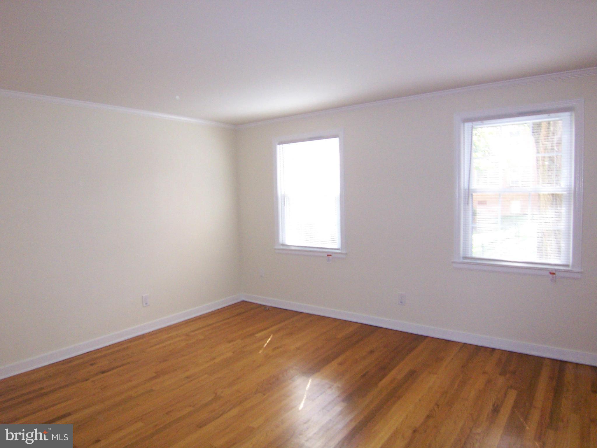 2412 Colston Drive, Unit C102 Silver Spring, MD 20910 - Photo 8 of 15 Living Room