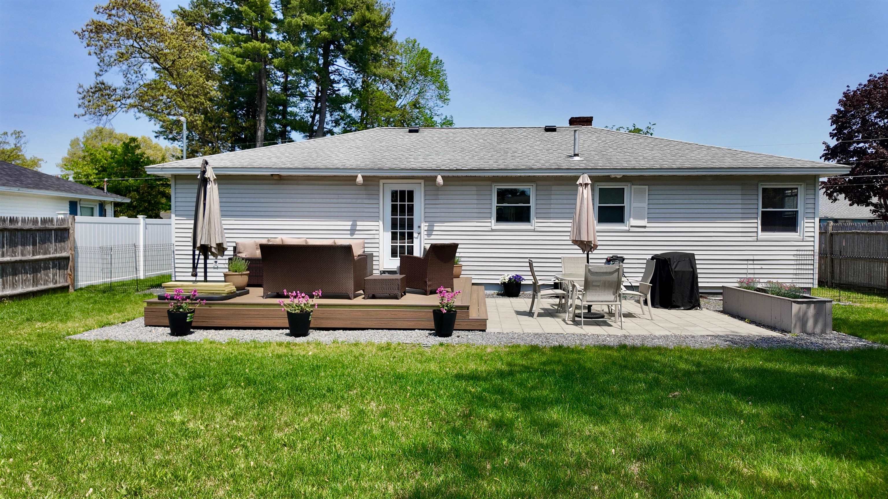 21 Hayden Street Nashua, NH 03060 - Photo 34 of 39