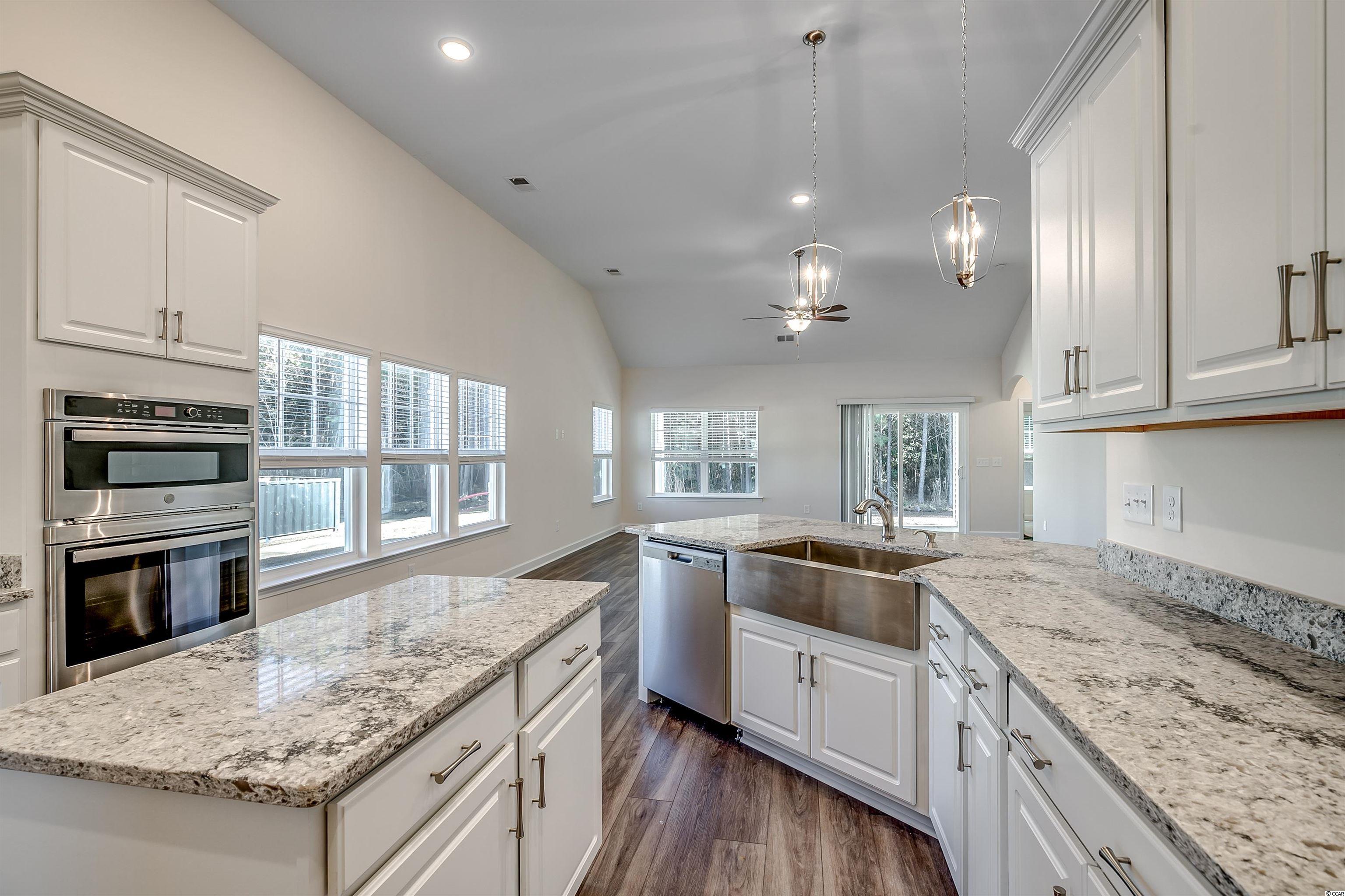 401 Heathside Street Murrells Inlet, SC 29576 - Photo 6 of 31