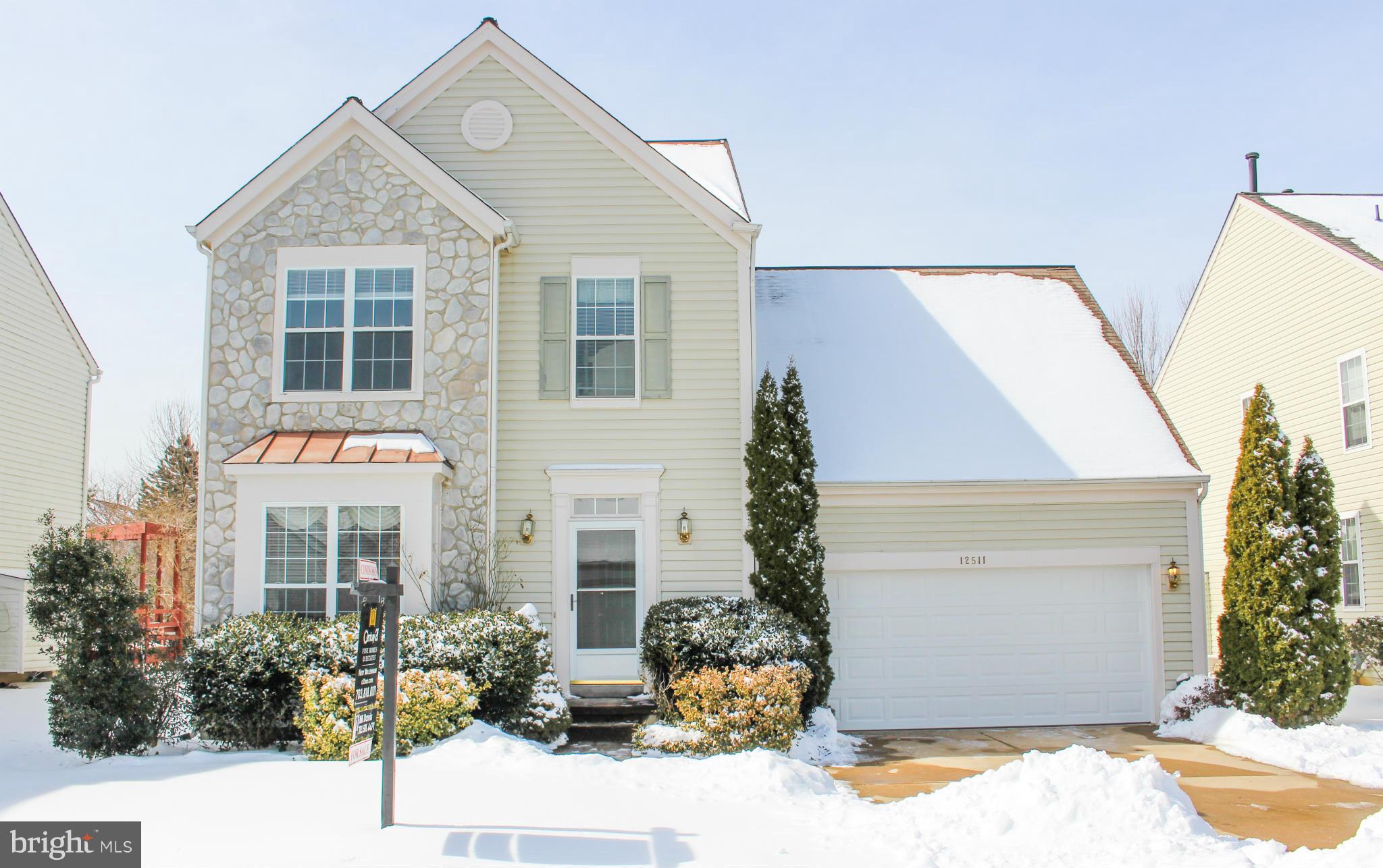 12511 Fox View Way Reston, VA 20191 - Photo 2 of 30 Exterior (Front)