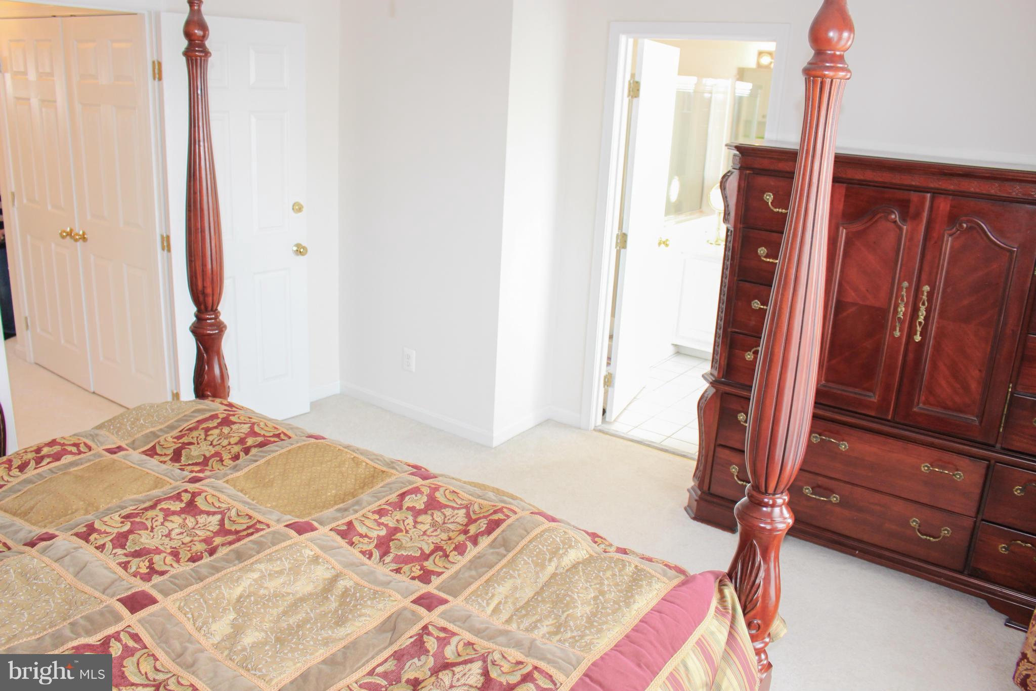 12511 Fox View Way Reston, VA 20191 - Photo 17 of 30 Bedroom (Master)