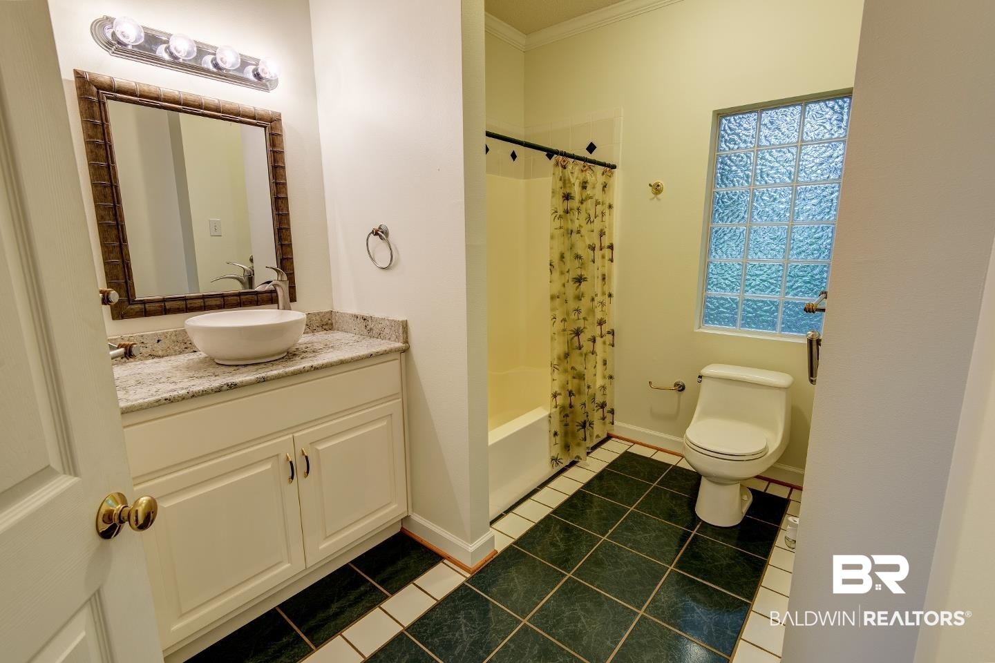 11616 Burris Road Daphne, AL 36526 - Photo 40 of 49 Guest Bathroom