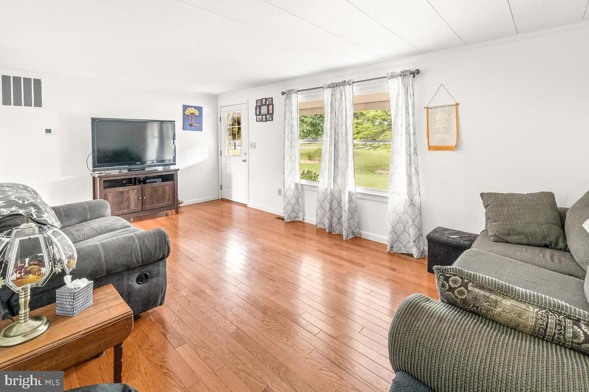 12358 Legore Road Keymar, MD 21757 - Photo 6 of 37