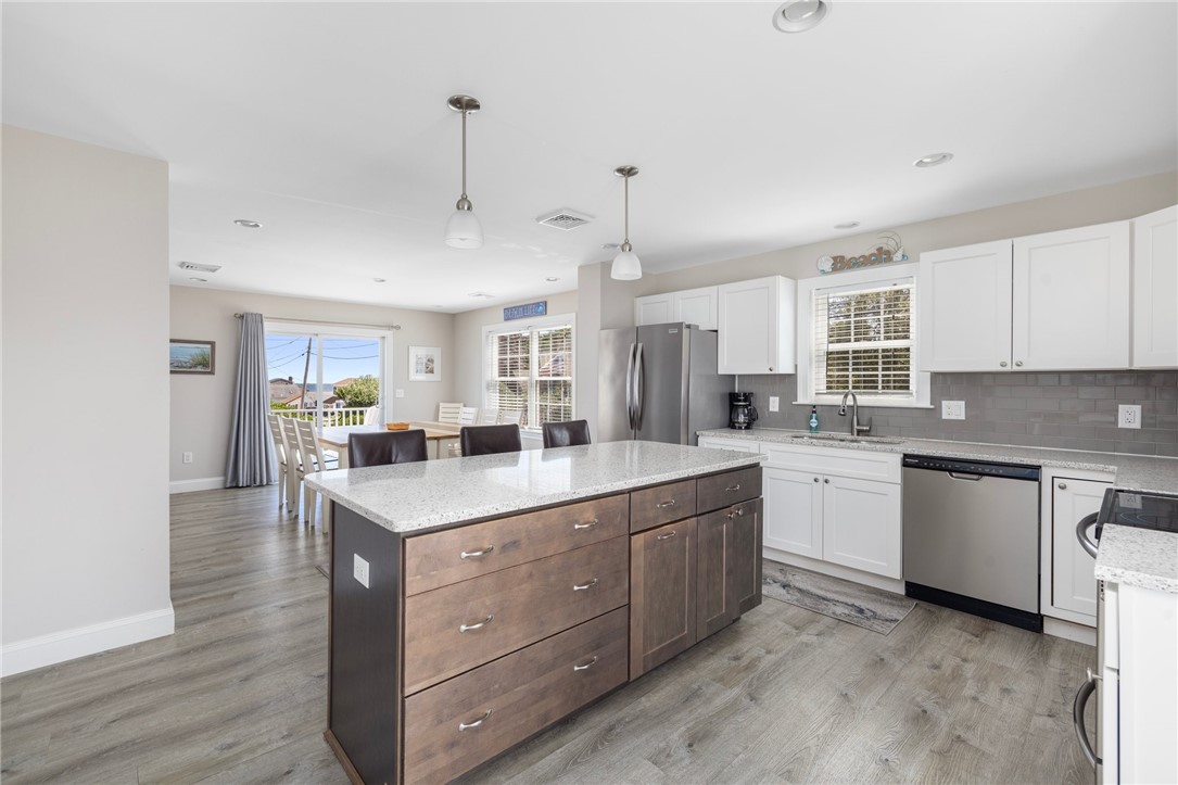 34 Elizabeth Road Narragansett, RI 02882 - Photo 13 of 43