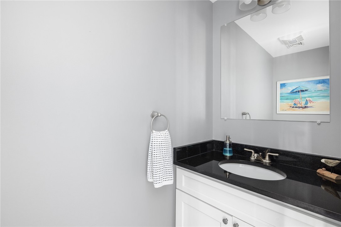 34 Elizabeth Road Narragansett, RI 02882 - Photo 14 of 43