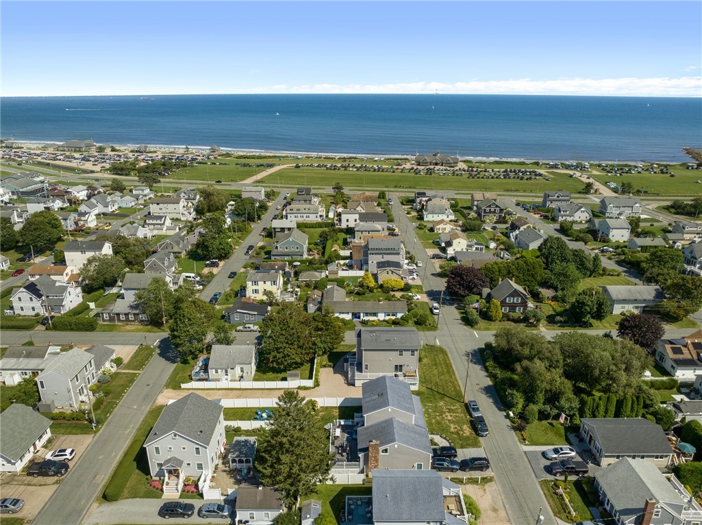 34 Elizabeth Road Narragansett, RI 02882 - Photo 5 of 43