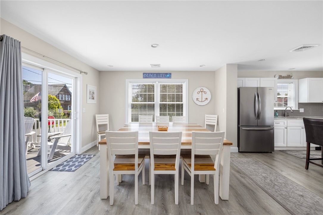34 Elizabeth Road Narragansett, RI 02882 - Photo 9 of 43