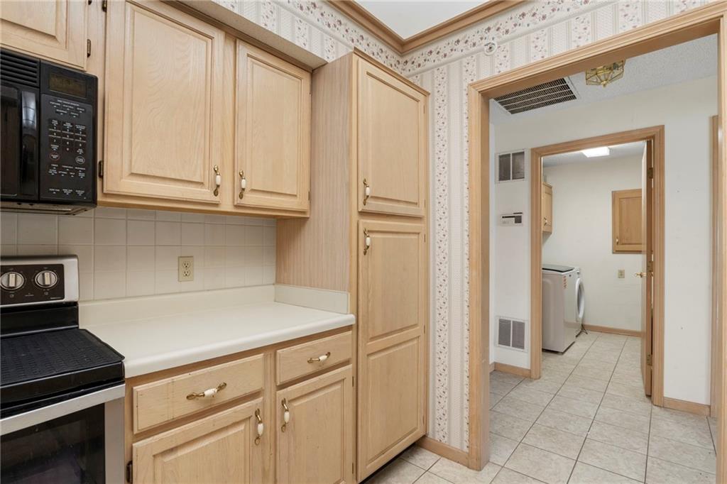 17800 Bolger Road, Unit 101 Independence, MO 64055 - Photo 15 of 30