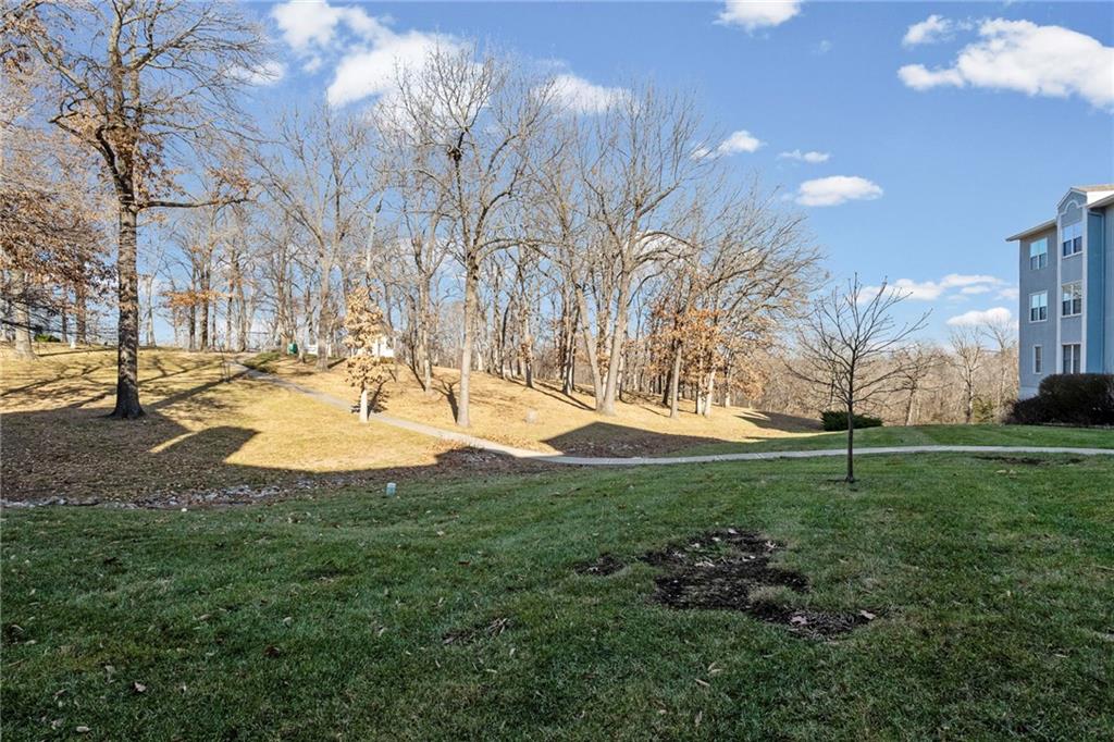 17800 Bolger Road, Unit 101 Independence, MO 64055 - Photo 30 of 30
