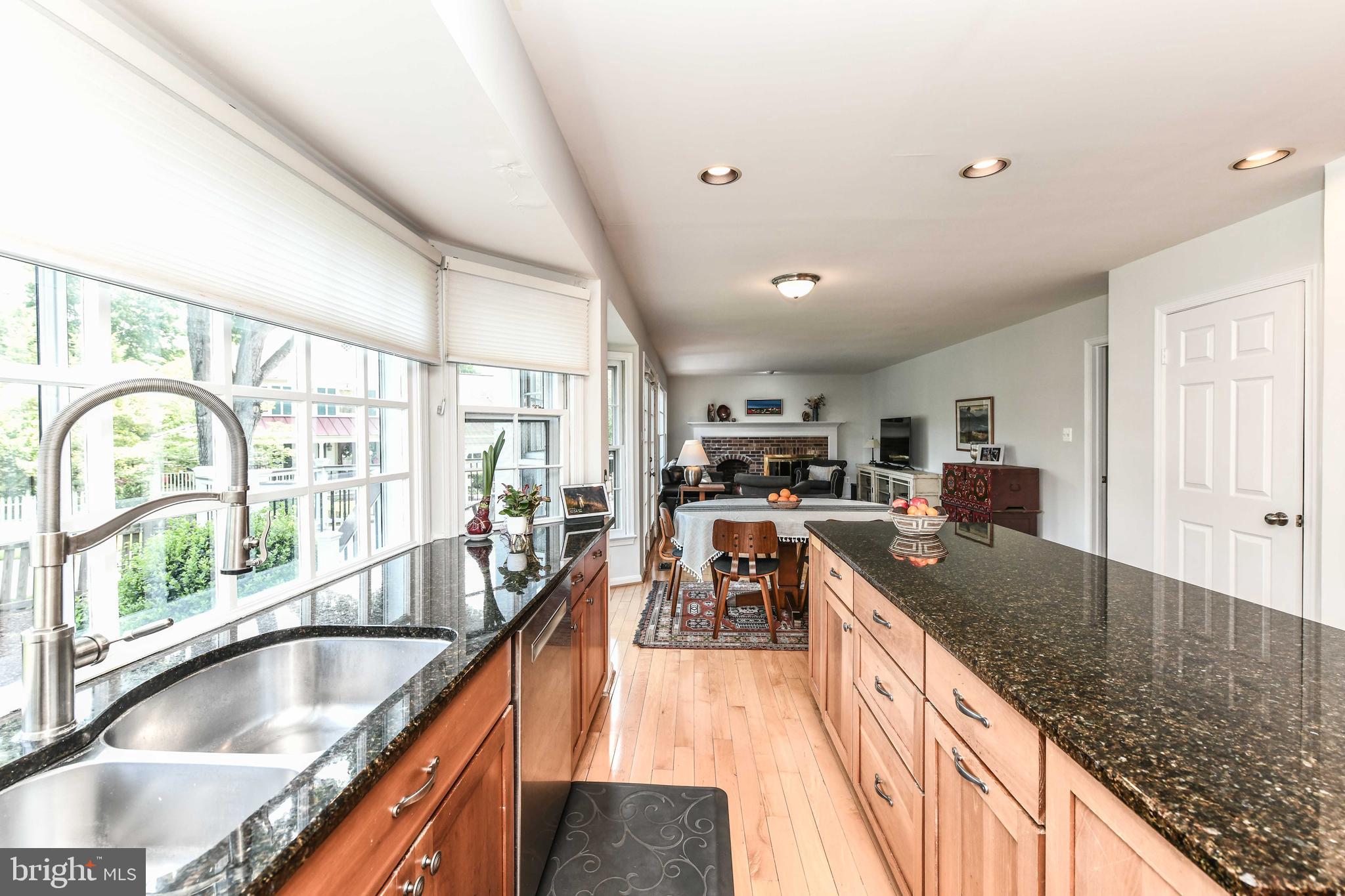 45 Whittingham Circle Sterling, VA 20165 - Photo 13 of 47