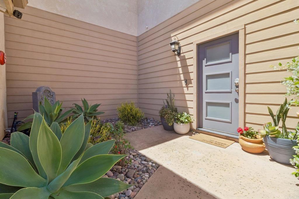 143 Jupiter Street Encinitas, CA 92024 - Photo 2 of 40