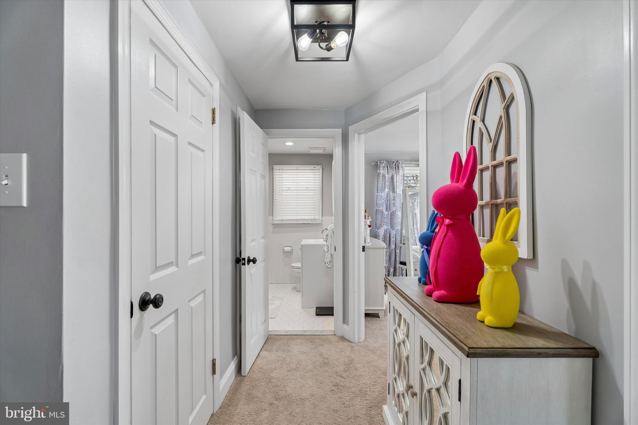 249 Gleaves Road Springfield, PA 19064 - Photo 21 of 34 a view of an entryway with wooden floor