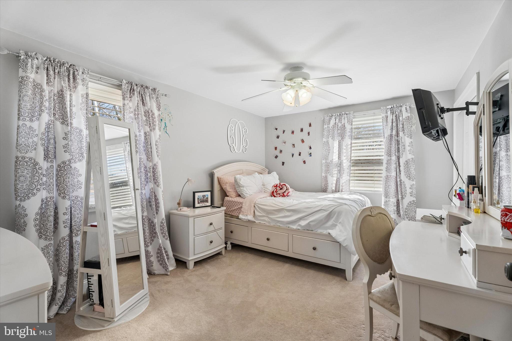 249 Gleaves Road Springfield, PA 19064 - Photo 26 of 34 a bedroom with furniture and a window