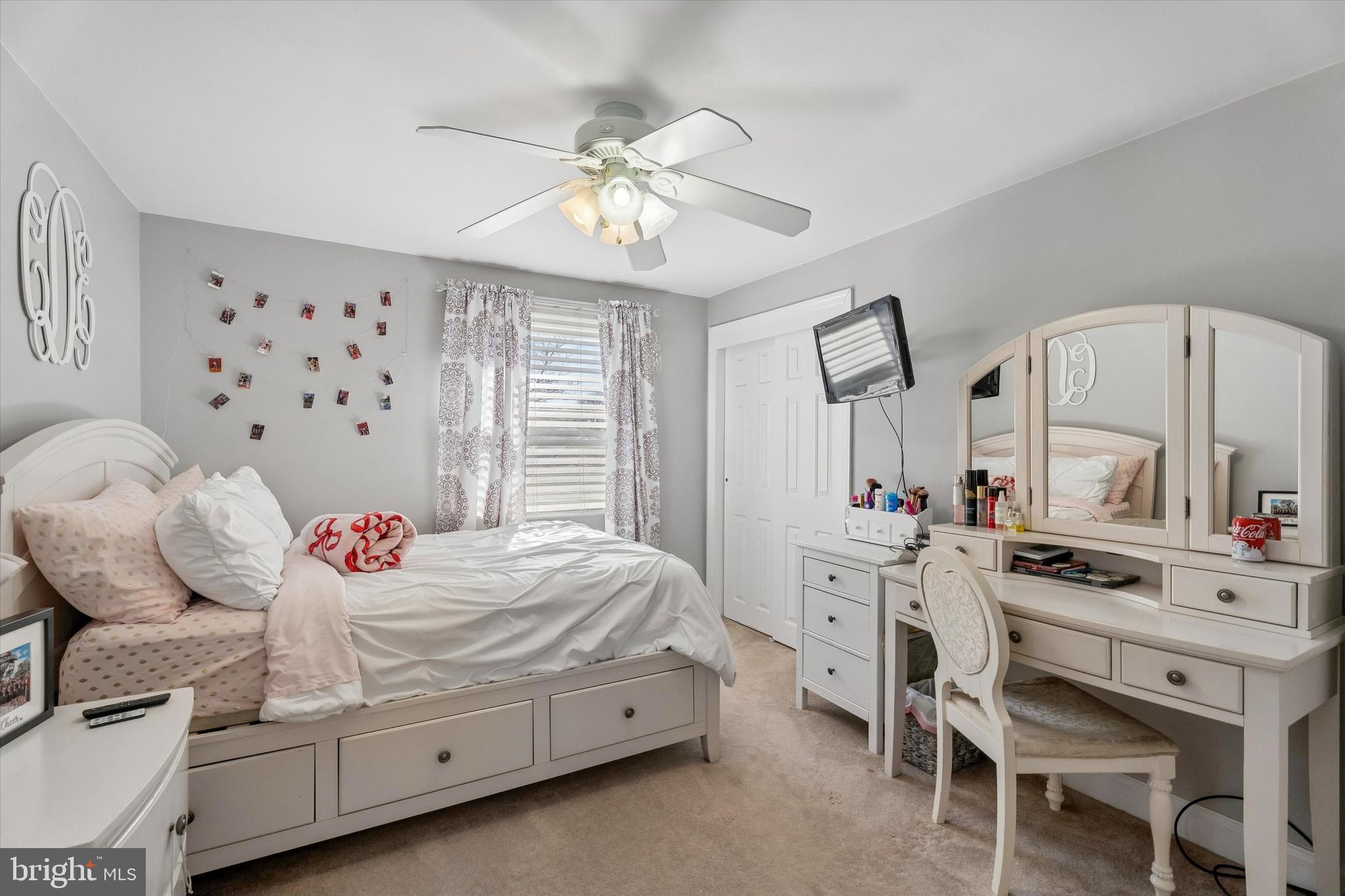 249 Gleaves Road Springfield, PA 19064 - Photo 27 of 34 a bedroom with a bed and furniture