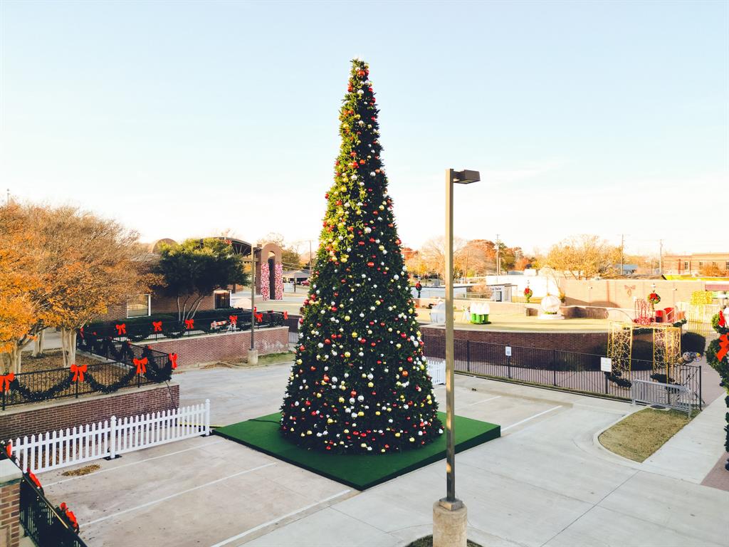 602 South Main Street Mansfield, TX 76063 - Photo 15 of 17 a city view with lots of trees and buildings