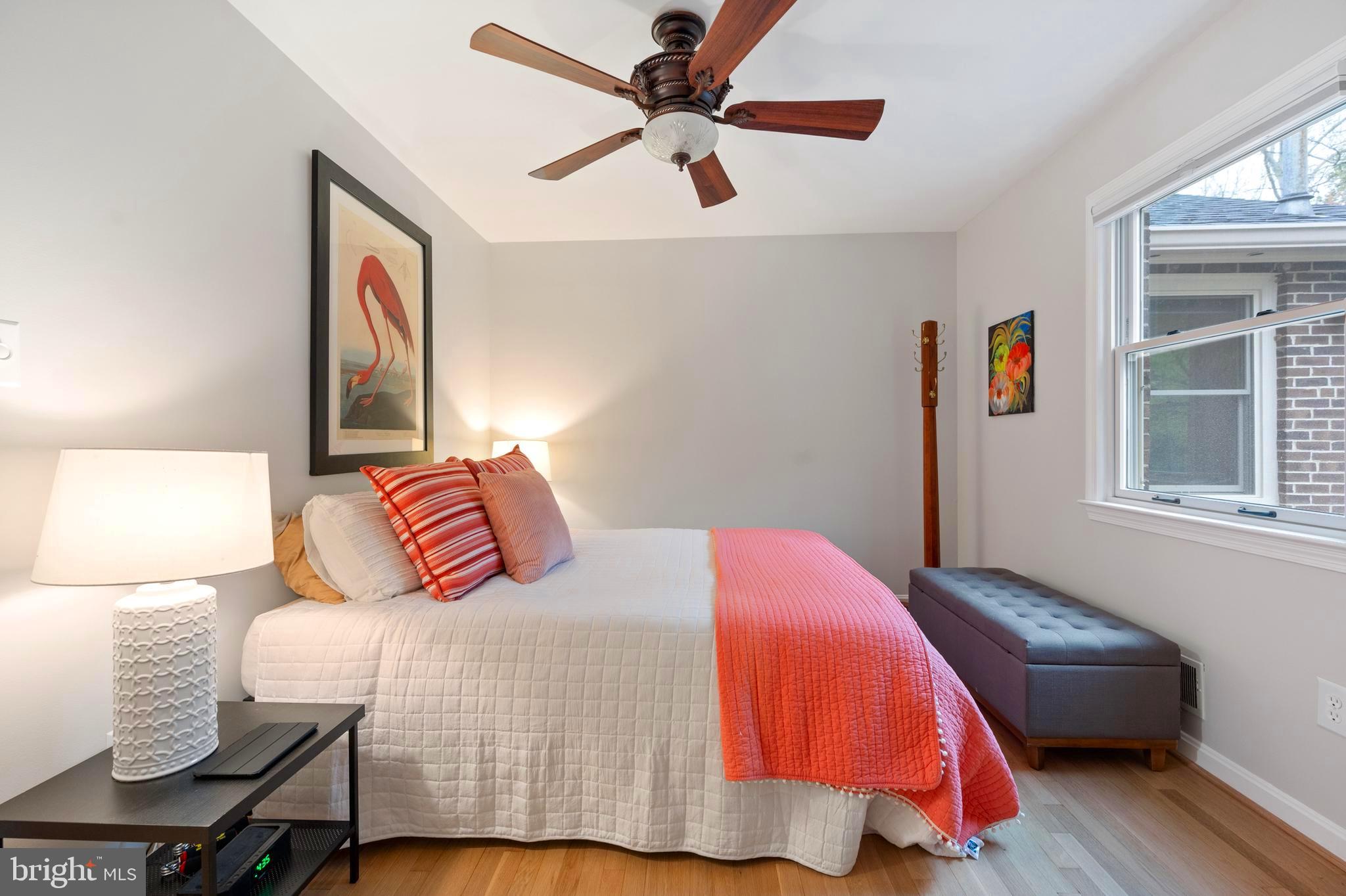 902 Emerald Drive Alexandria, VA 22308 - Photo 37 of 97 Fourth Bedroom with En-Suite Bathroom