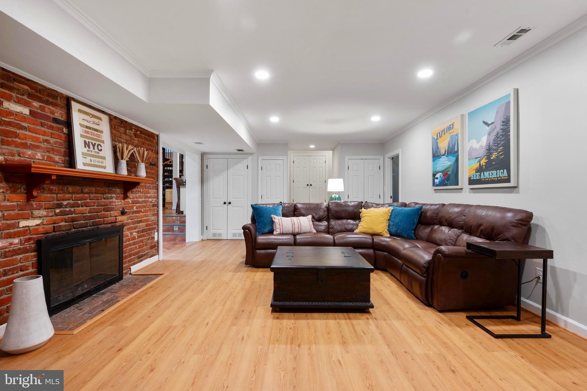 902 Emerald Drive Alexandria, VA 22308 - Photo 43 of 97 Family room with wood-burning fireplace