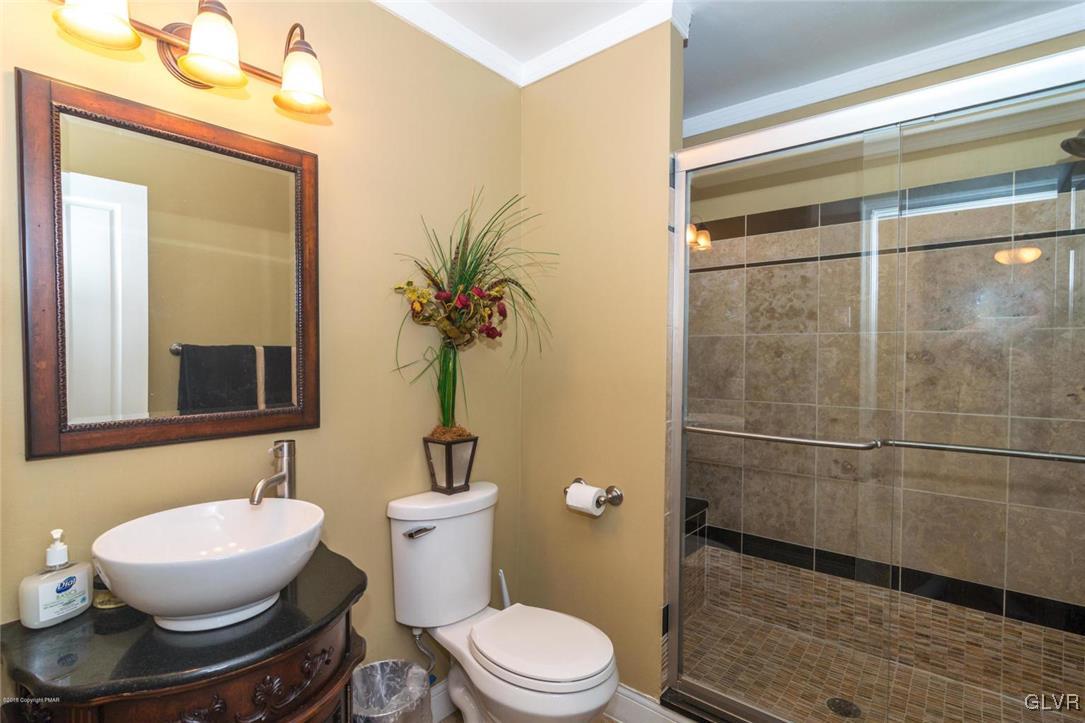 366 Evergreen Hollow Road Effort, PA 18330 - Photo 31 of 47 First Floor Bathroom