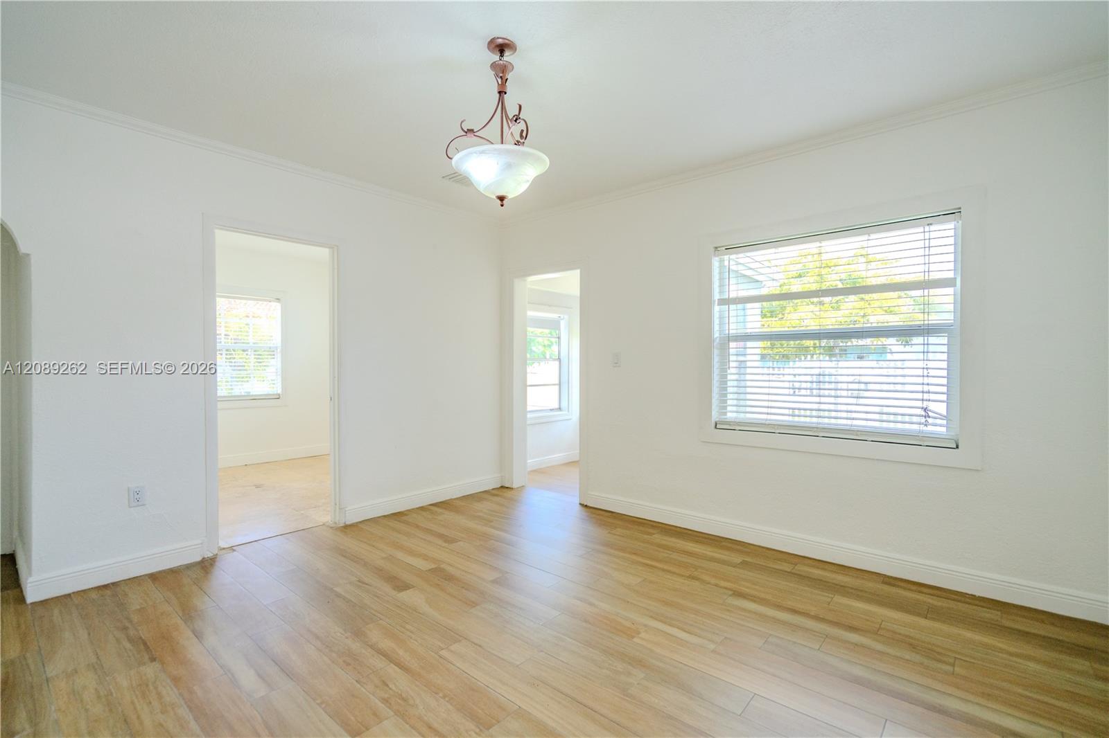 27 Southwest 55th Avenue Road, Unit F Miami, FL 33134 - Photo 6 of 30 Gallery Image 6