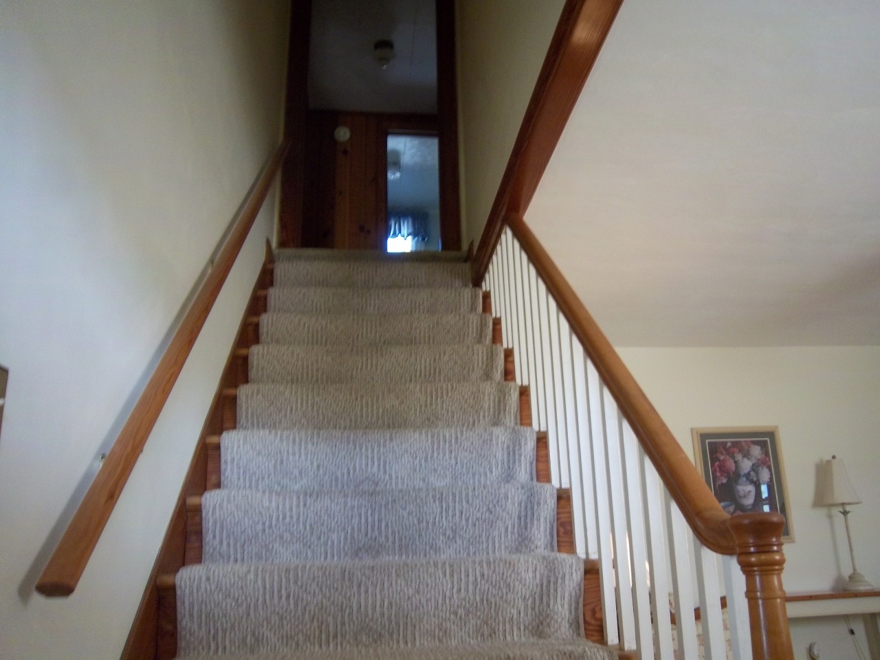 868 Country Club Road Troutville, VA 24175 - Photo 8 of 15 Staircase