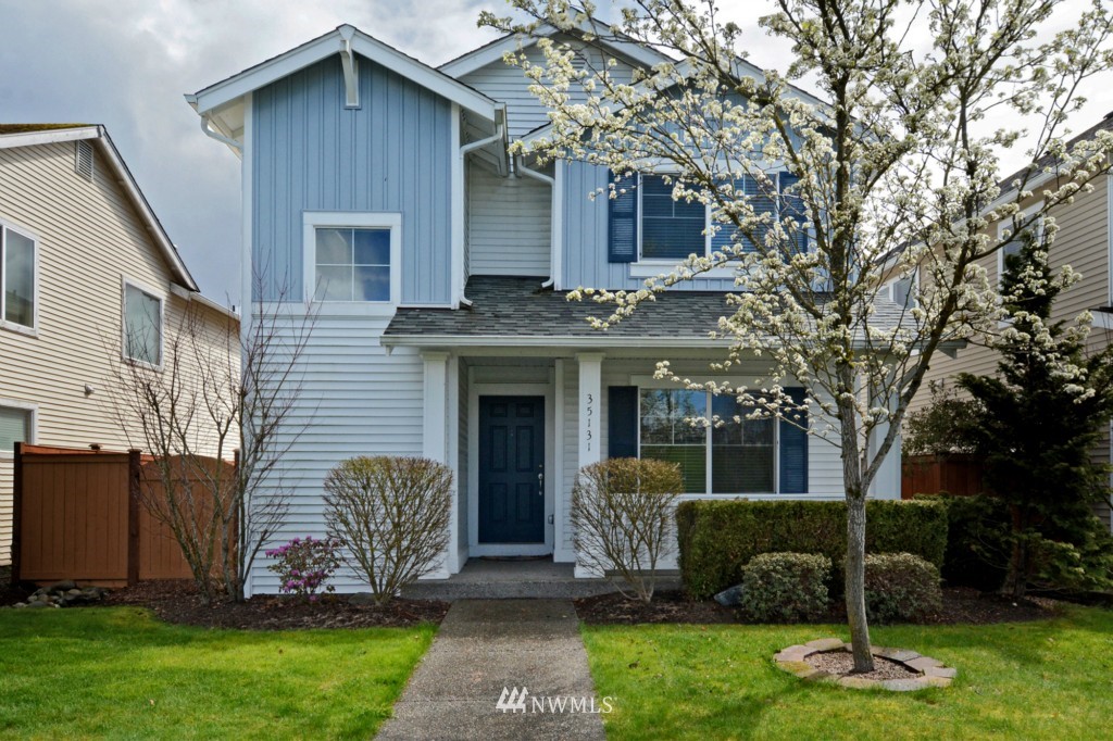 35131 Southeast Ridge Street Snoqualmie, WA 98065 - Photo 1 of 20 Gallery Image 1