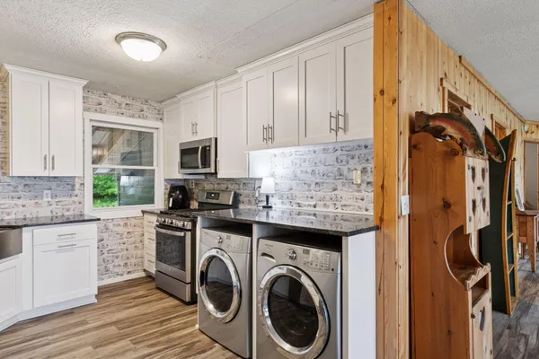 $419,000 | 218 9 1/4 Avenue, Clayton, WI 54004